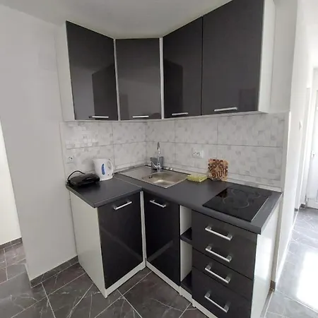 Apartmani Oreskovic Kustici Exterior photo
