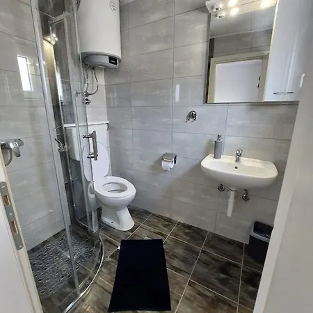 Apartmani Oreskovic Kustici Exterior photo