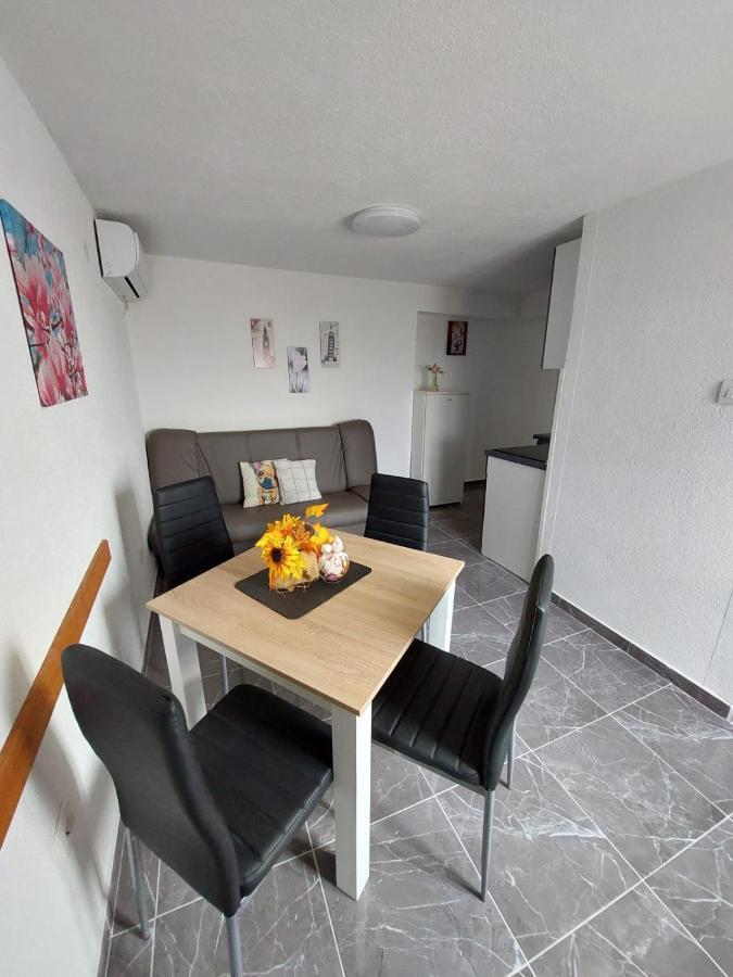 Oreskovic Apartman *